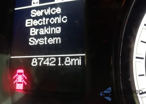 2018 Ram 1500 Express 4X4 6'4 Box from USA, damaged, VIN 1C6RR7FT5JS221341